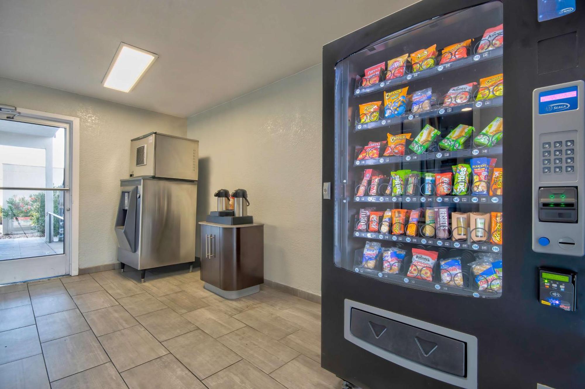 Motel 6-Albuquerque, Nm - Midtown Luaran gambar