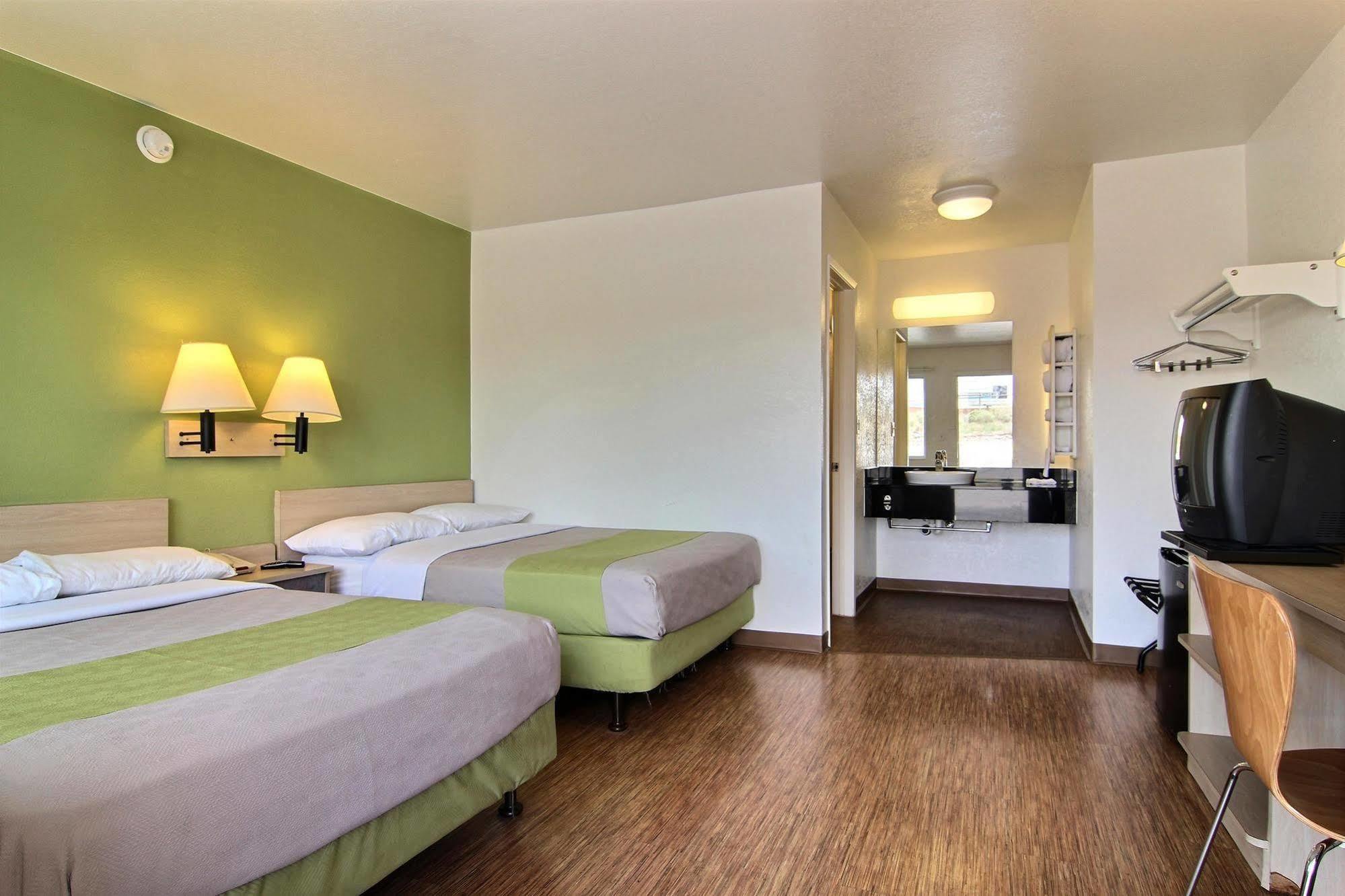 Motel 6-Albuquerque, Nm - Midtown Luaran gambar